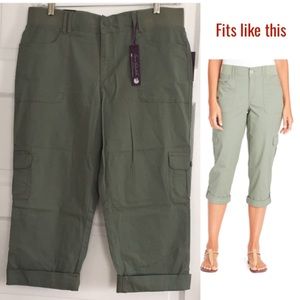 Gloria Vanderbilt ribbed cargo roll-up capri pants